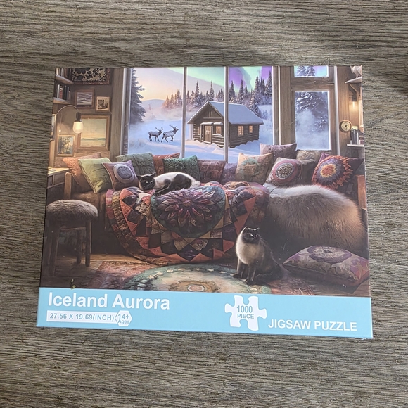 "Cats Relaxing in Europe" Puzzle Set - Picture 2 of 7